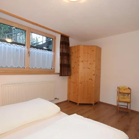 Semesterbostad Zeller By Interhome